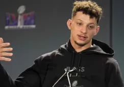 Patrick Mahomes y su esposa visitan a personas heridas en el tiroteo en Kansas City