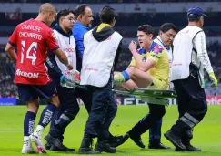 Israel Reyes salió del Azteca en ambulancia; Jardine revela gravedad de la lesión