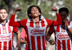 ¿Quién es Ariel Castro, el canterano de Chivas que deslumbró en las inferiores en el Clásico Nacional?