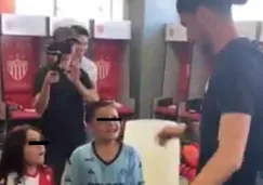 ¡Tremendo gesto! Ezequiel Unsain convivió con dos jóvenes aficionados de Necaxa