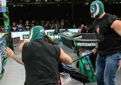 Lane Johnson y Jason Kelce prometer regresar el domingo a WrestleMania XL