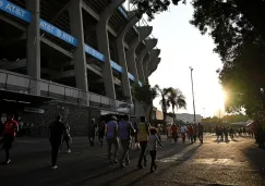 ¡Violencia en el Estadio Azteca! Aficionado es brutalmente golpeado tras el América vs Toluca