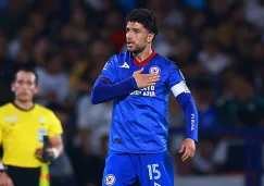 Rivero celebra el primer gol de Cruz Azul ante Pumas