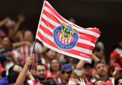 ¡Apoyo incondicional! 500 aficionados llevaron Serenata a Chivas previo el Clásico de Semifinales