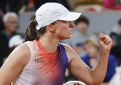 Swiatek venció a Osaka y avanza en Roland Garros