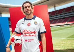 Chivas presenta su jersey de visitante para el Apertura 2024 y Clausura 2025