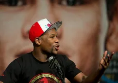 'Les puedo ganar sin manos': Mayweather sobre Julio César Chávez y su hijo