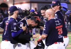 Tecos de Dos Laredo responde en casa al vencer a los Sultanes en el Juego 3