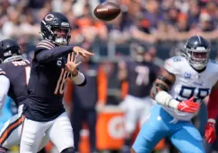 NFL: Caleb Williams sufre en su debut con los Bears, su defensiva lo rescata