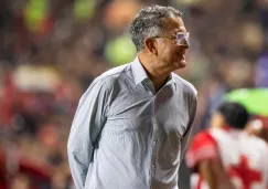 Aficionados de Xolos se rinden y le muestran su afecto a Juan Carlos Osorio 