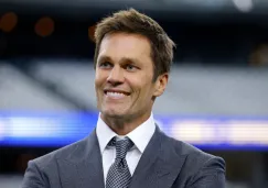 Dueños de equipos de NFL aprueban que Tom Brady compre participación minoritaria