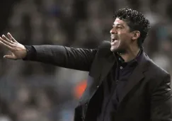 Frank Rijkaard, dentro de las opciones para dirigir a Chivas