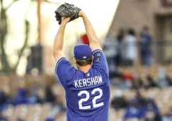 Clayton Kershaw regresa al campamento de los Dodgers