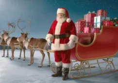 Santa ya está por despegar junto a todos sus renos. Santa ya está por despegar junto a todos sus renos.