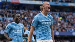 Erling Haaland celebra a lo grande el agónico triunfo del Manchester City