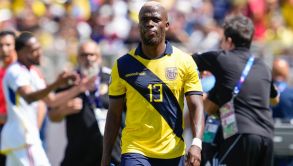 Enner Valencia propina patada brutal a defensor venezolano en la Copa América 2024