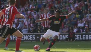 Martial en un partido con el Manchester United