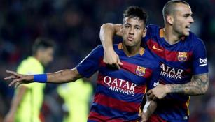 Neymar festeja su anotación contra el Levante