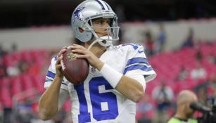 Matt Cassel calienta previo a un partido