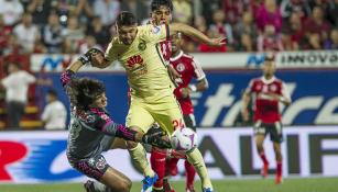 Oribe Peralta anota su gol contra Xolos