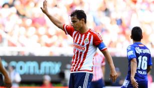 Omar Bravo se disculpa tras una acción