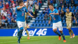 Domínguez y Giménez, en un partido con Cruz Azul