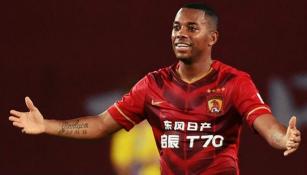 Robinho en partido del Guangzhou