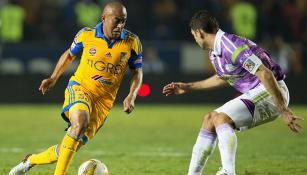 Egidio Arévalo en partido con Tigres 