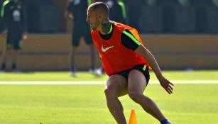 Darío Benedetto, en entrenamiento con el América