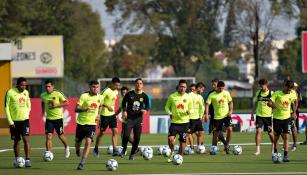 Jugadores del América realizan entrenamiento