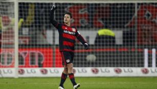 Chicharito, tras anotar con el Bayer Leverkusen