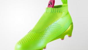 Los tenis Pure Control Ace 16+ en color verde