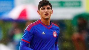 Alan Pulido en un entrenamiento del Olympiacos