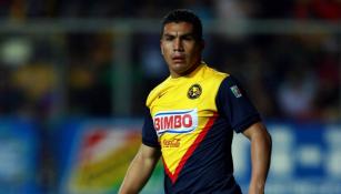 Salvador Cabañas en un partido del América