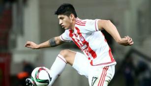 Alan Pulido durante un partido del Olympiacos