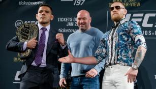 Dos Anjos y McGregor, en su primer careo