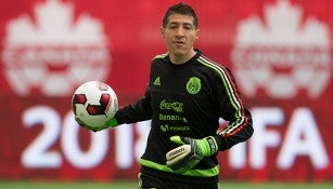 Pikolín, en un entrenamiento con el Tri