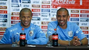 Carlos Sánchez y Egidio Arévalo, durante un conferencia de prensa