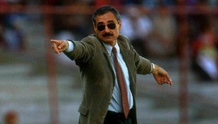 Ángel Cappa cuando era director técnico del Atlante en 1999