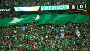 Afición mexicana en las gradas del Estadio de Phoenix