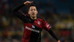 Rodrigo Salinas festeja un gol con Atlas