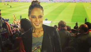 Vanessa en partido de la Champions League