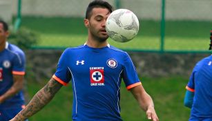 Julián Velázquez entrena en las instalaciones de La Noria