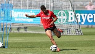 CH7, durante un entrenamiento con el Leverkusen