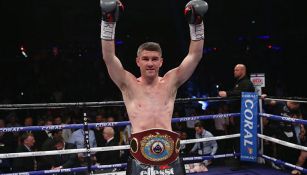 Liam Smith, con el cinturón de Campeón