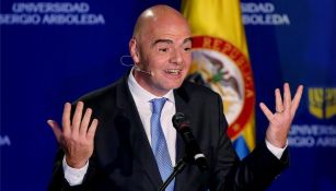 Gianni Infantino, pronuncia un discurso en el marco del lanzamiento del 'Competidor Integral'