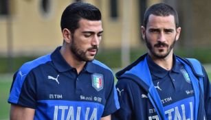  Pellè y Bonucci en el centro de Coverciano en Florencia