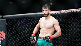 Polo Reyes durante su pelea en UFC Fight Night México