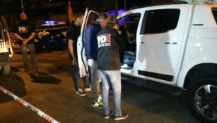 Peritos investigan la escena del crimen en Rosario