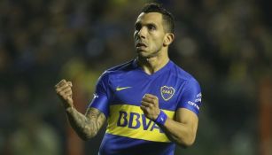 Carlos Tévez en un partido del Boca Juniors